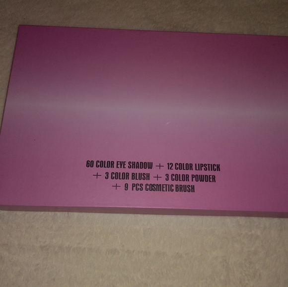 Makeup set - Picture 8 of 8